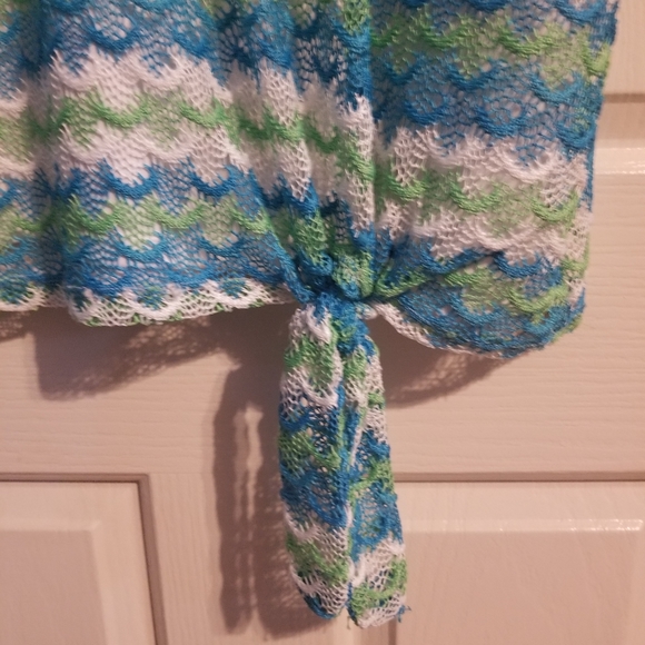 Blouse - Picture 2 of 6